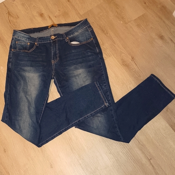 Denim (Plus 14) Nina Rossi Skinny Jean's - Picture 3 of 6